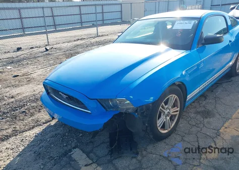 2013 Ford Mustang V6 из США, поврежденный, VIN 1ZVBP8AM7D5252113